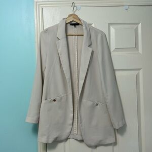 Lightweight Flowy Beige/White Blazer